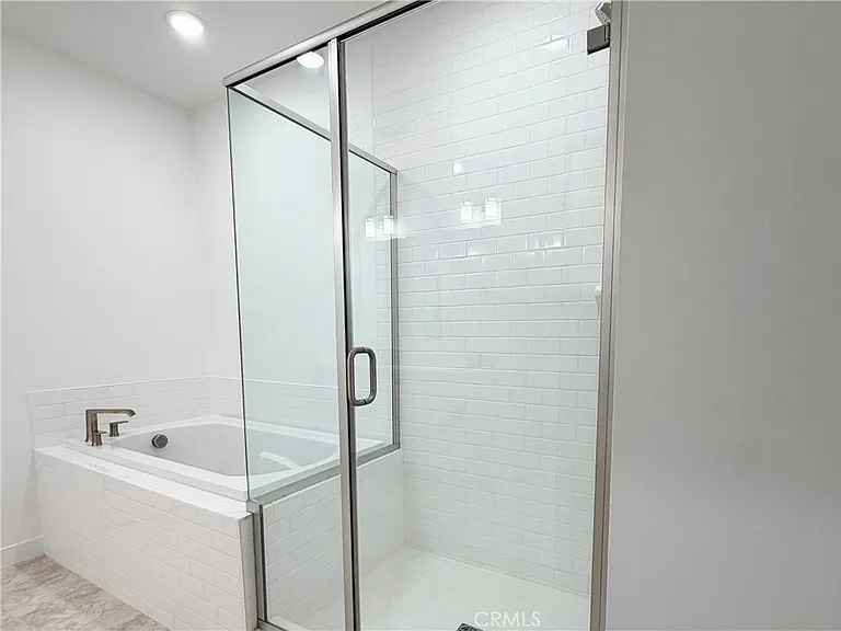 26756 Bermudez St — Photo 40