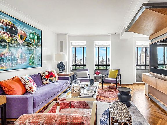 2nd image of 25 Central Park W APT 26J