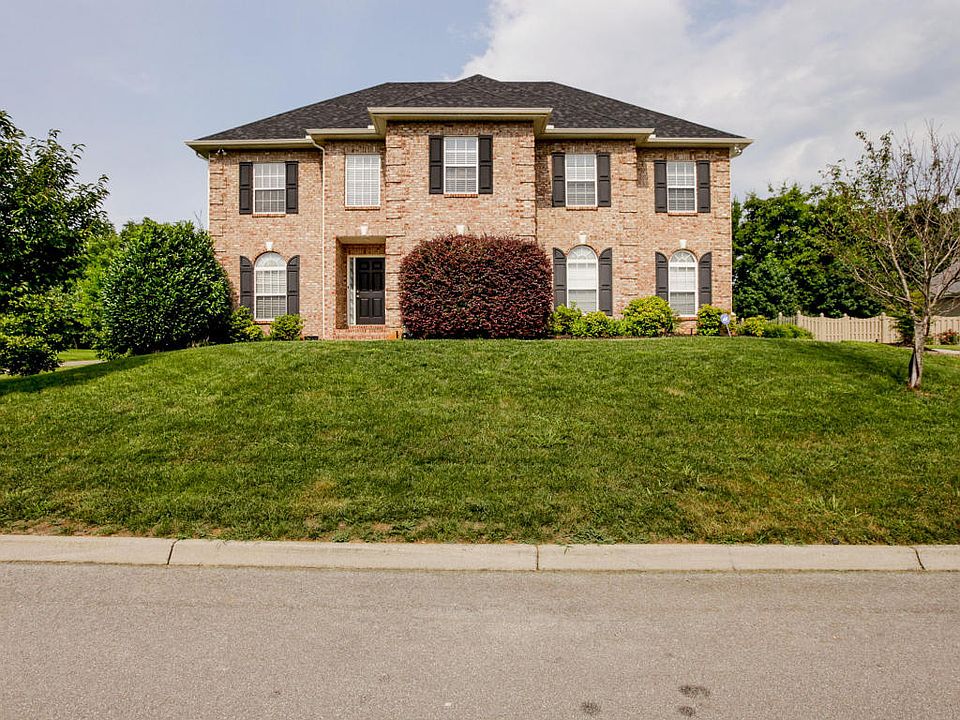 1st image of 11450 Woodcliff Dr