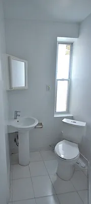 Rented by CITY SKYLINE REALTY INC | media 34