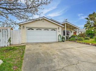 5461 Earnell St, Carmichael, CA 95608