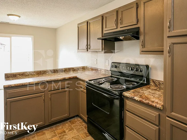 6230 Long River Ln — Photo 6