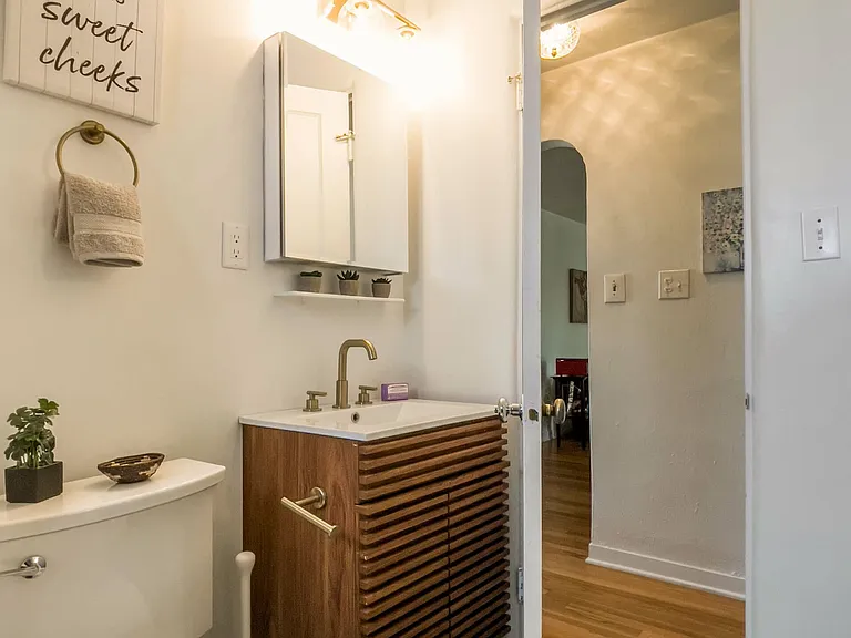 720 Carlisle Blvd SE — Photo 22