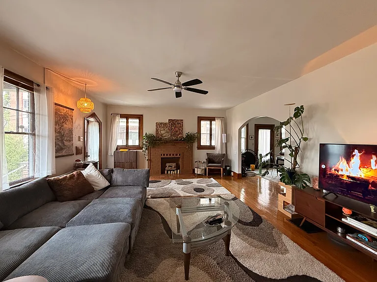 2472 Fairview Ave #1 — Photo 16