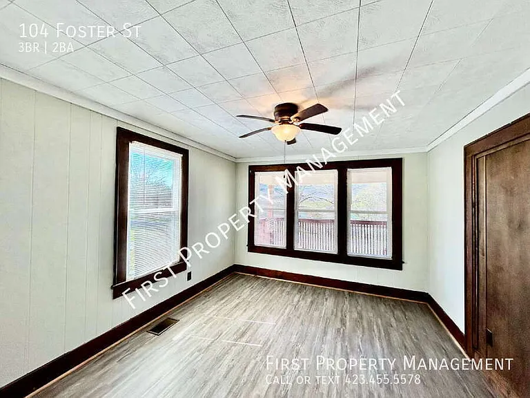 104 Foster St — Photo 14
