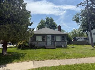 6011 Reynolds Rd, Mentor On The Lake, OH 44060