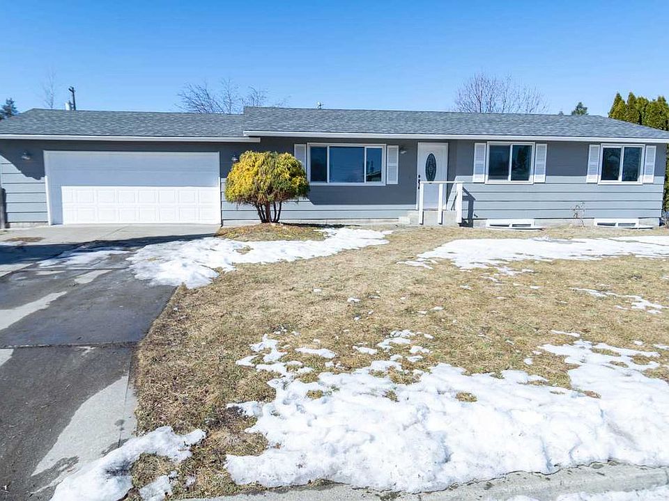 1st image of 25215 E Wabash Cir
