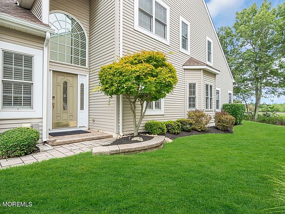 4th image of 151 Spring Lake Boulevard