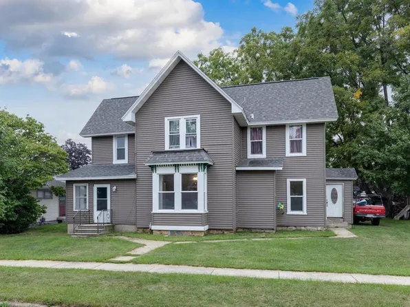 138 Depot St, Footville, WI 53537