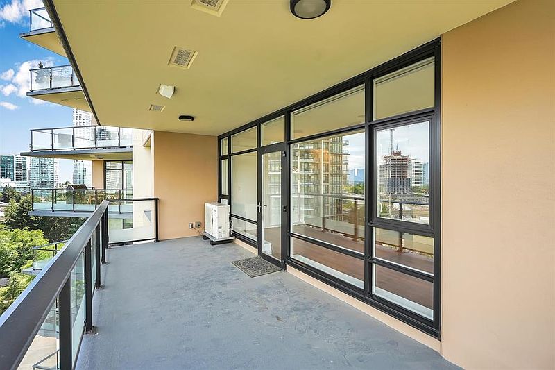 Burnaby Apartment for rent - 2 Bedrooms — photo 22