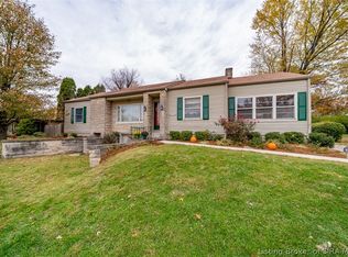 1710 Woodland Rd, New Albany, IN 47150