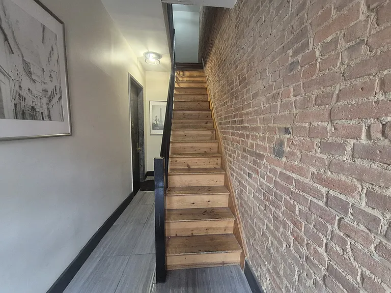 2344 Pacific St #1D — Photo 10