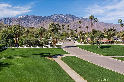 5155 E Bobolink Ln Photo 1