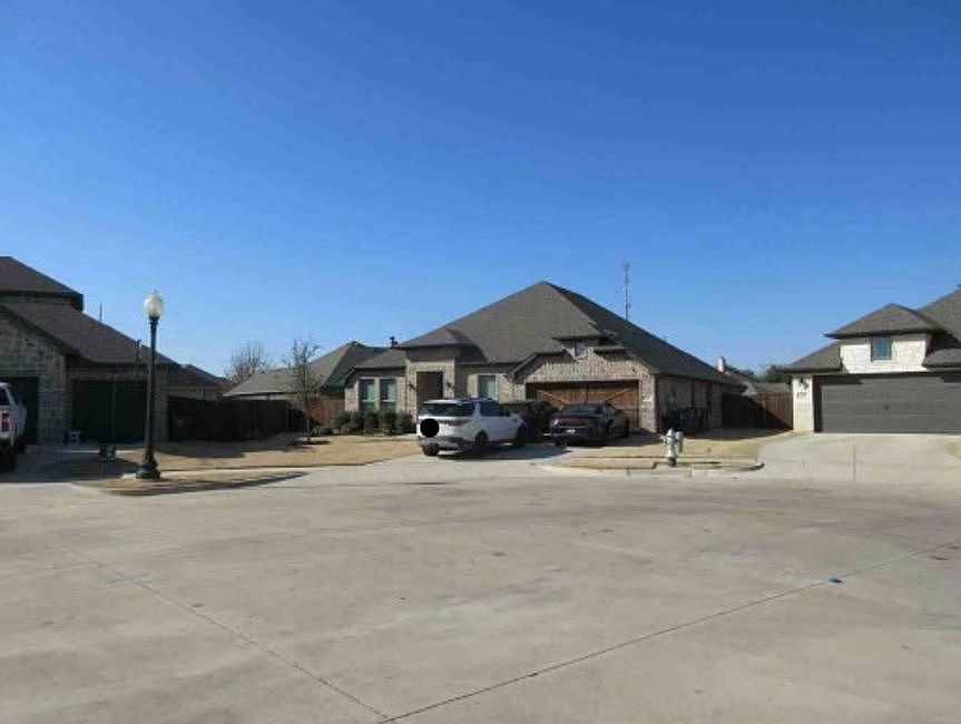 2nd image of 2065 Adrian Ct
