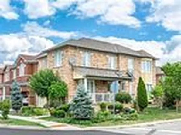 1074 S McCuaig Dr, Milton, ON L9T 6T2