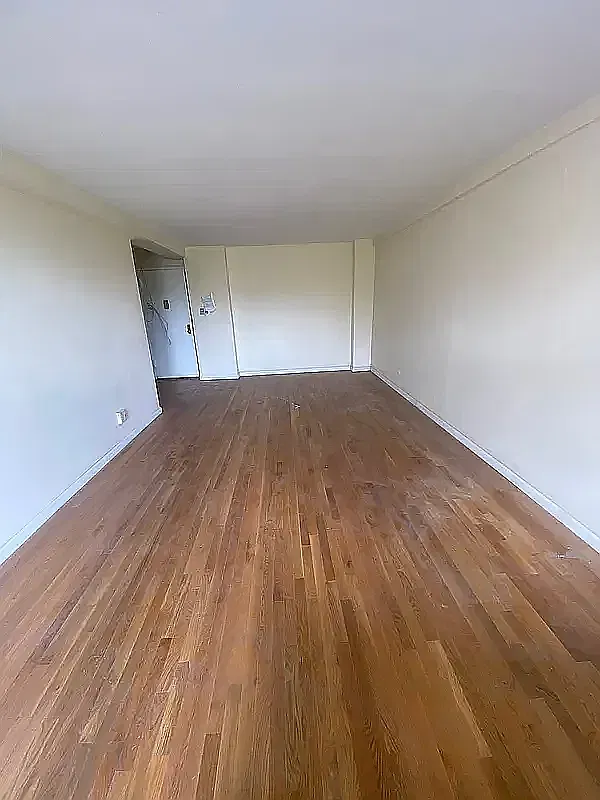 181 Clarkson Avenue — Photo 2