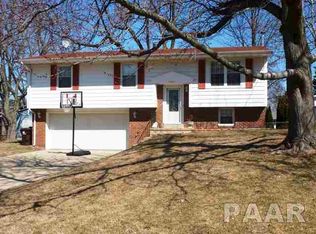 2213 W Mackinac Ct, Peoria, IL