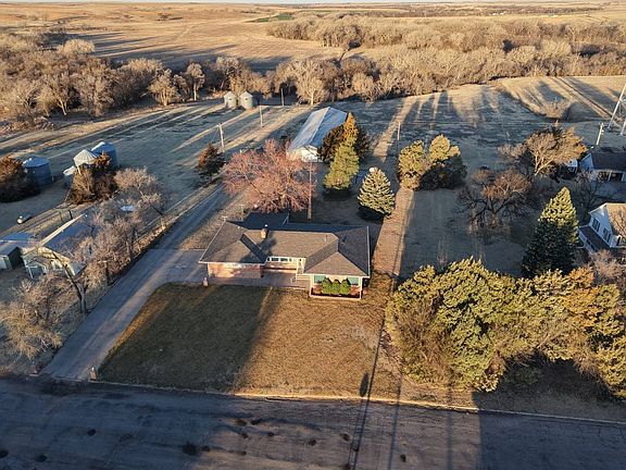 5th image of 505 S Main St