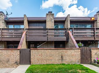 509 Kenneth Cir, Elgin, IL 60120