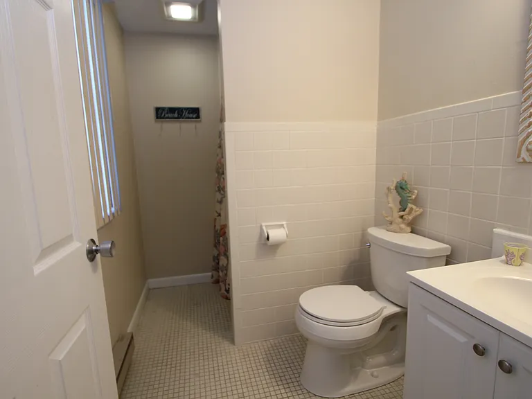 3 Feake Ave — Photo 33