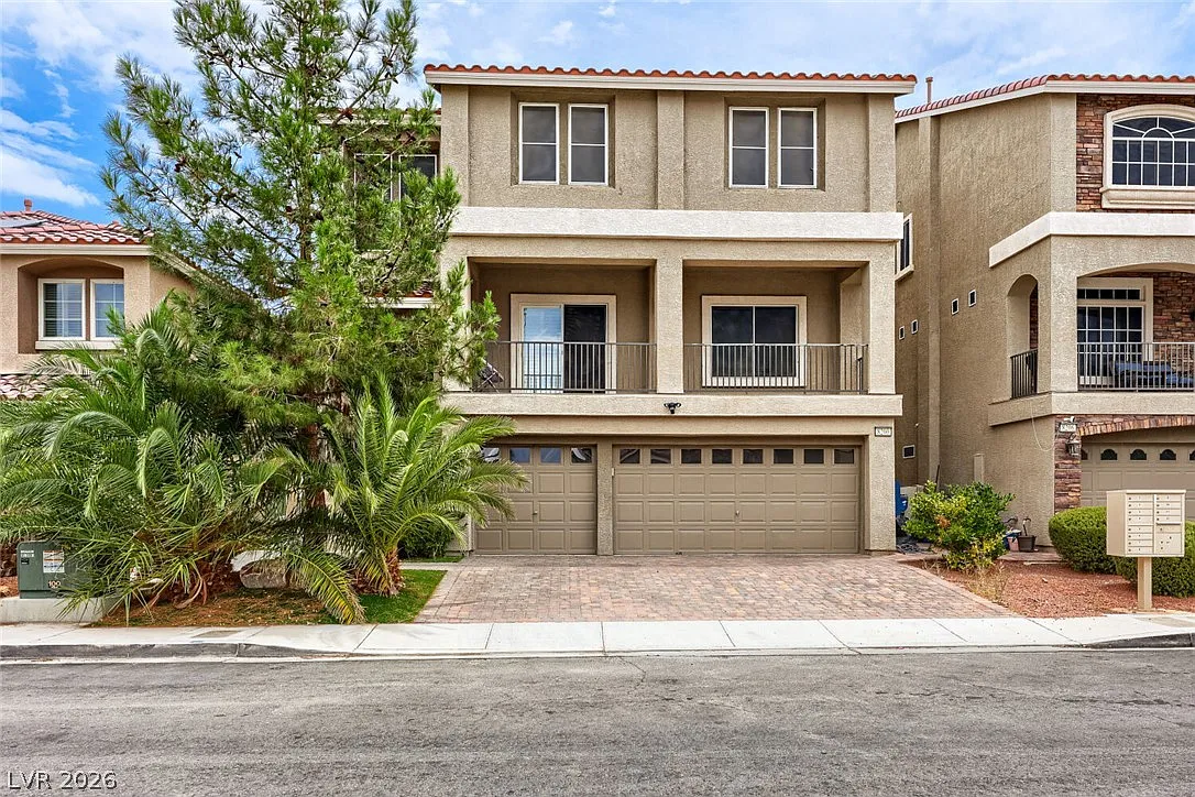 5 bed, 4.5 bath, 4147 sqft, $3,600 — Photo 2