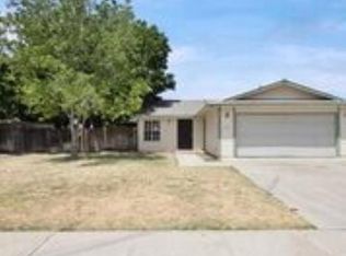708 S Quince Ave, Exeter, CA 93221