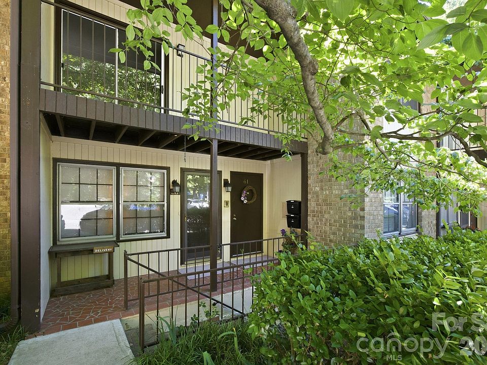 1st image of 849 Nottingham Dr APT 61
