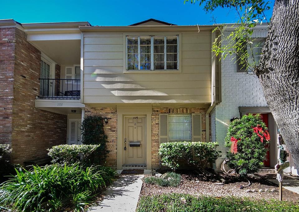 1st image of 1129 Country Place Dr