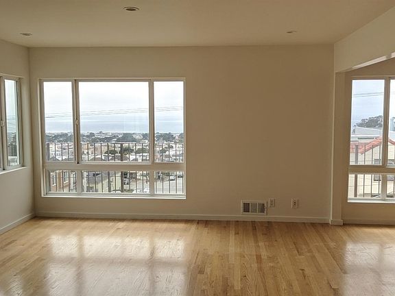 2nd image of 2094 29th Ave