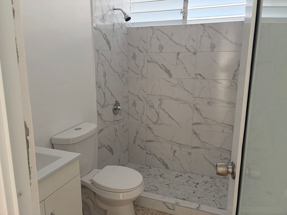 1st image of 303 Rubi St