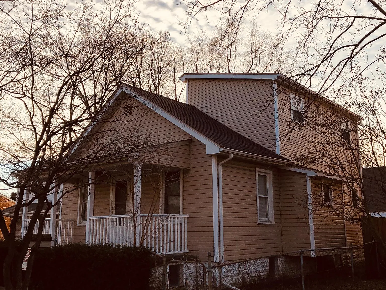 2 bed, 1006 sqft, $1,200 — Photo 2