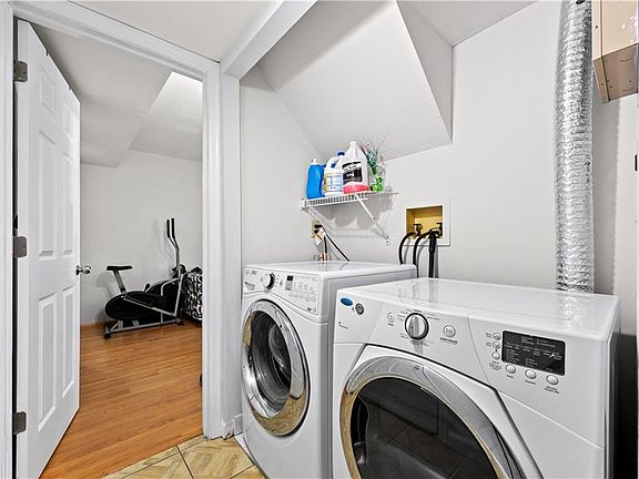 4th image of 624 Ilyssa Way
