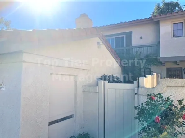 6811 Alderwood Dr, Carlsbad, CA 92011