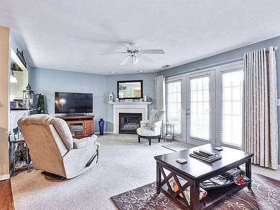 5th image of 7899 Jessies Way APT 104