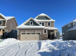 10820 Ithaca Ln N, Osseo, MN 55369
