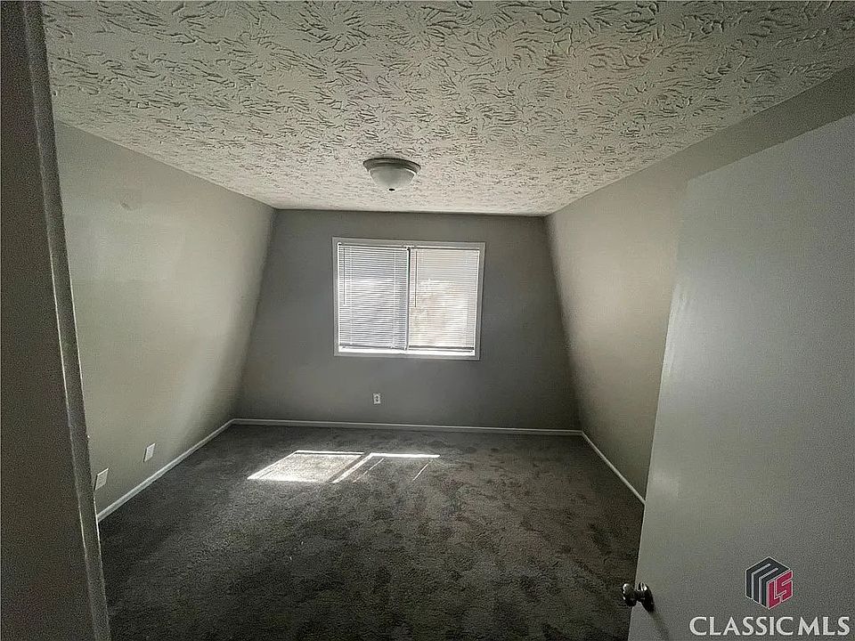 2nd image of 535 Freeman Dr