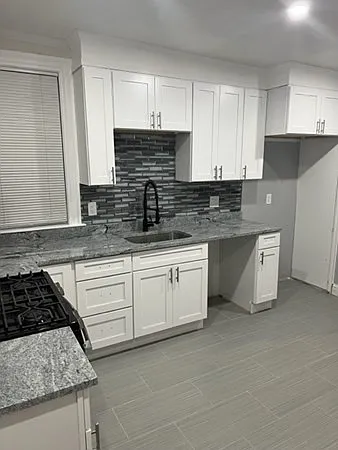 220 Pearl St #2 — Photo 10