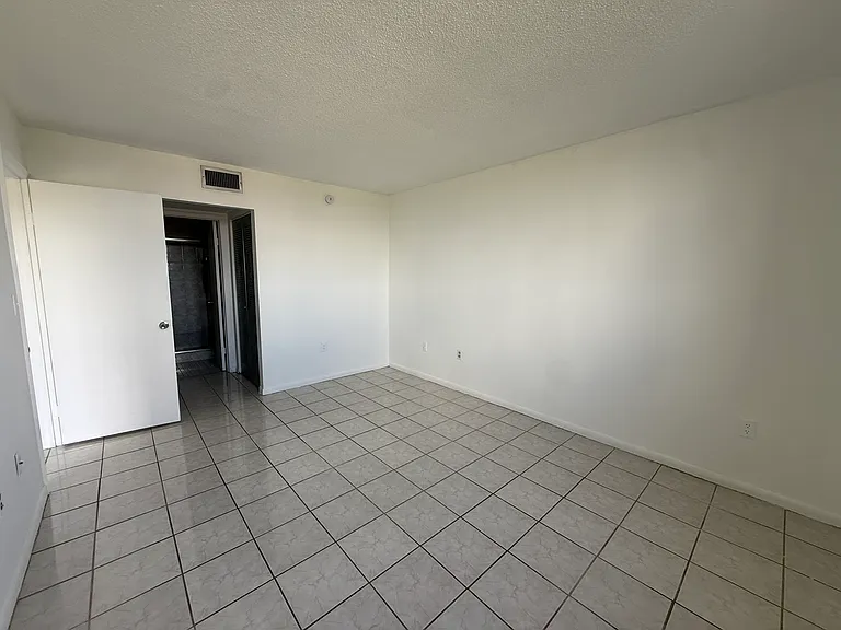 10145 NW 9th Street Cir #7 — Photo 14