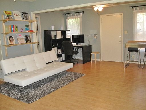 4th image of 8608 Willowick Dr #B