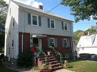 25 Cerdan Ave, West Roxbury, MA 02132