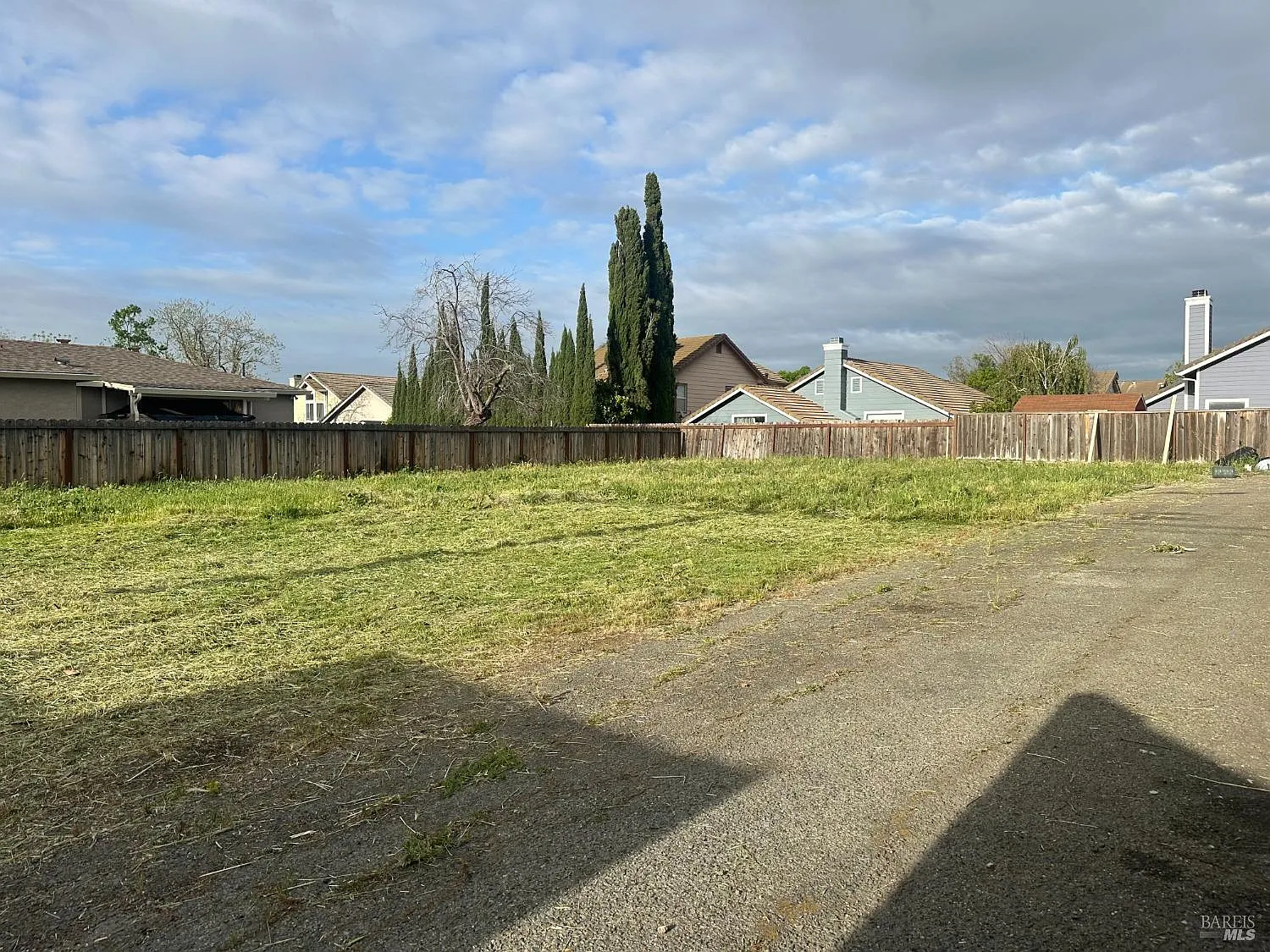 114 Crivello Avenue photo 1