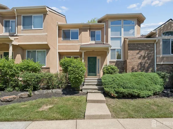 41 Kingsland Cir, Monmouth Junction, NJ 08852