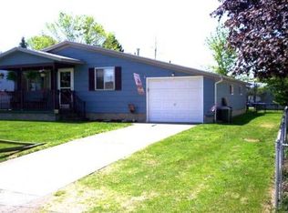 809 Talbot St, Belpre, OH 45714