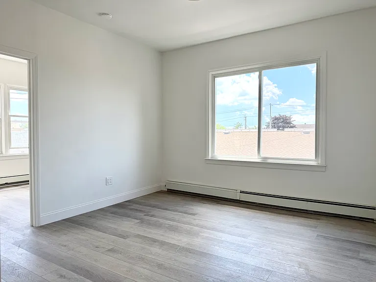 164 Bruckner Ave #2 — Photo 11