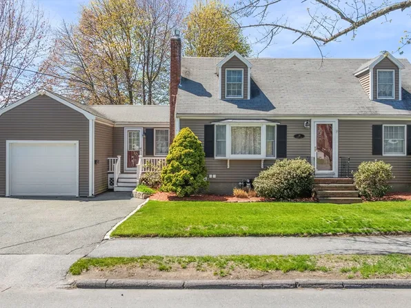 30 Walter Rd, Danvers, MA 01923