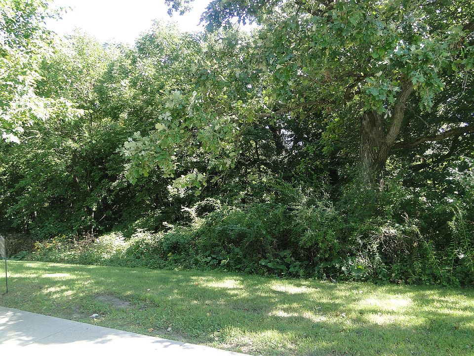 1st image of 24859 W Lake Forrest Ln