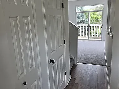 2 bed, 1.5 bath, 1137 sqft, $2,550 — Photo 2
