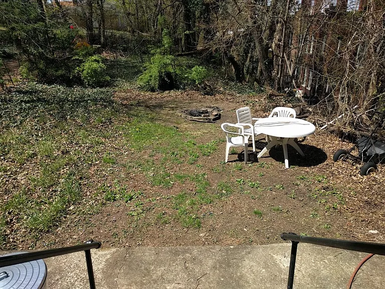 1806 Shady Ave — Photo 8