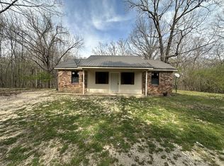 165 Cedar Grove Ln, Bolivar, TN 38008