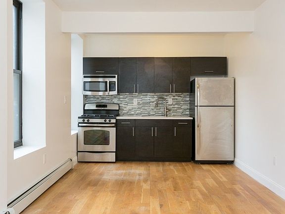 4th image of 457 W 17th St #11A